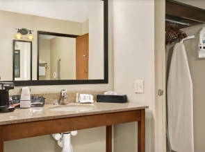 471 Las Fuentes Drive