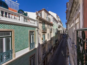 Bairro Alto Elegant by Homing