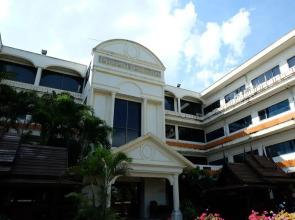 Pattana Hotel