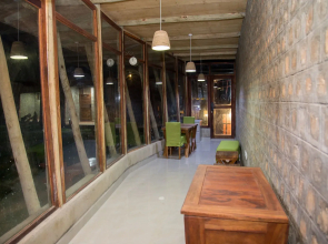 Buvi Lodge