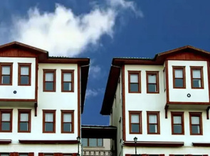 Karlibel Ikizevlerhotel