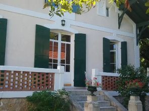 Villa Winter city Arcachon sleeps 10