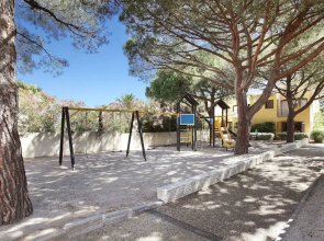 Tidy studio in the popular resort of Le Cap d'Agde