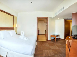 Jomtien Palm Beach Hotel And Resort