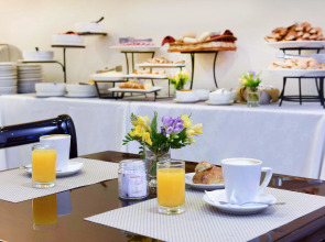 Argenta Tower Hotel & Suites