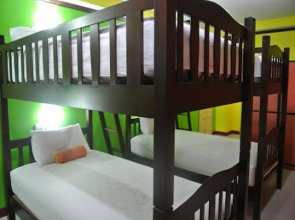 Silla Patong Hostel
