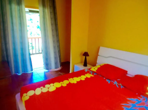 Bungalow With one Bedroom in Le Moule, With Wonderful sea View, Pool A