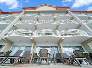 Montreal Beach Resort