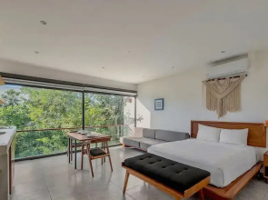 Studio With Great Rooftop Pool