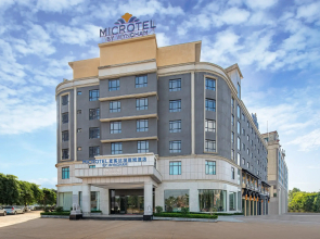 Ramada by Wyndham New York Times Square West