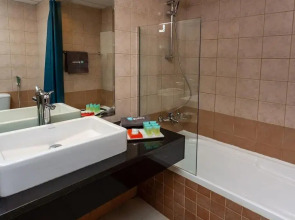 Отель HiGuests - Time place