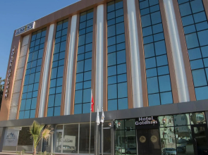 Goldhan Hotel