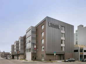 Staybridge Suites Des Moines Downtown by IHG