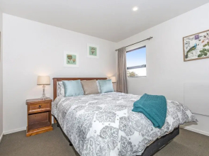 Awesome Christchurch Apartment