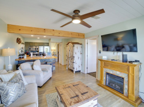 Unwind Fireside: Ozark Mtn Condo w/ Resort Perks!