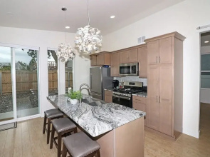 Tranquil Modern Haven 2 Bedroom Home