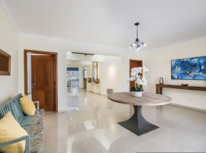 Luxury Golf Villa in Bavaro Cocotal Palma Real Pool Jacuzzi Staff