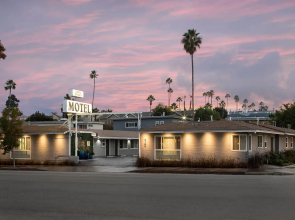 Santa Monica Hotel