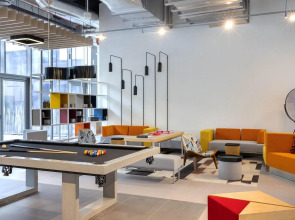 Element Al Mina, Dubai