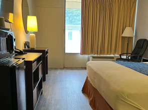 Travelodge by Wyndham Carlisle North