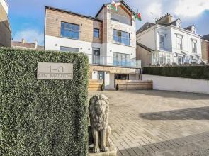 Bryn Min Manton Apartment