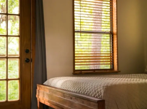 The Trail House At Eagle Ridge 2 Bedroom Cabin by Redawning