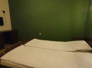 Hotel Lav