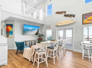 Laguna Sunrise Water Views, Private Pool + Minutes to Padre Island & Beaches
