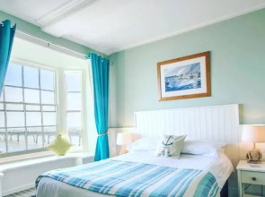 The Clarendon Hotel