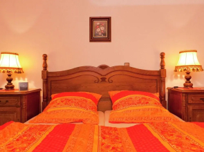 Spacious, Comfortable 5-pers House on the Ground Floor