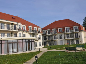 Home Médicis Les Petites Roches