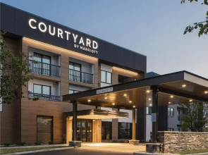 Courtyard by Marriott Hamilton
