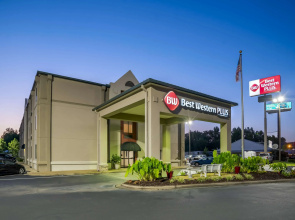Best Western Plus Oak Mountain Inn