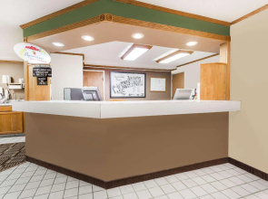 Mid Rest Inn Lexington NE I-80