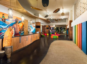 Bliss Surfer Hotel Legian