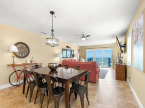 Sea Breeze 708 by Distinctive Beach Rentals