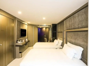 Azure Hotel Pattaya