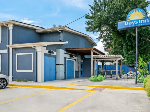 Days Inn by Wyndham New Orleans Pontchartrain