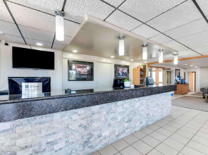 Best Western Movie Manor