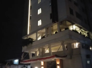 Apartment Pavilion Permata by Faiza