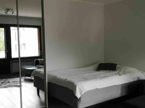 Cosy studio near by AirPort, 2min from train!