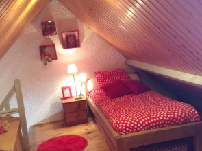 Chalet With one Bedroom in Laguiole, With Wonderful Mountain View, Fur