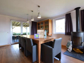 Pastoral villa in Heure with bubble bath, sauna, terrace and large garden