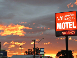 Oxford Village Motels