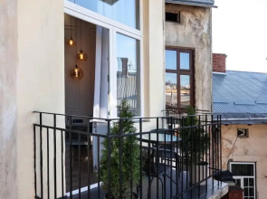 Кості Левицького 11