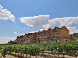 Dessera Vineyards Hotel