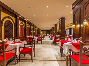 Le Jardin Aqua Park Resort