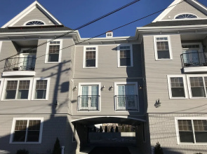 Cole's Court Newport