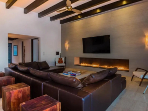 Casa Yvonne Modern Amenities Near Exclusive Golf Course Sleeps 16