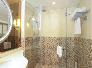 Holiday Inn Shanghai Pudong Nanpu by IHG